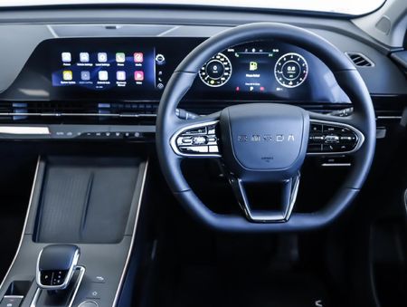 2026-Omoda-C5-15T-Luxury_19
