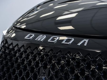 2026-Omoda-C5-15T-Luxury_4