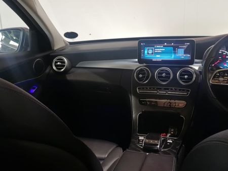 2020-Mercedes-Benz-C-Class-C300-Auto-with-Sunroof_14