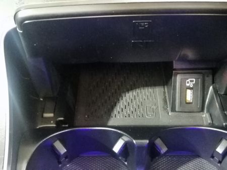 2020-Mercedes-Benz-C-Class-C300-Auto-with-Sunroof_21