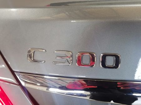 2020-Mercedes-Benz-C-Class-C300-Auto-with-Sunroof_5