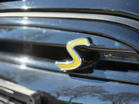 2023-MINI-Hatch-SPECIAL-PACKAGE-5-EDITION_22