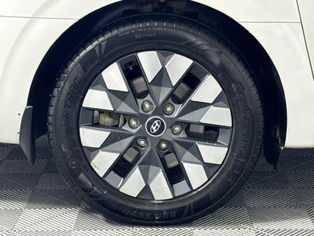 2022-Hyundai-Staria-22d-Luxury-Auto_7