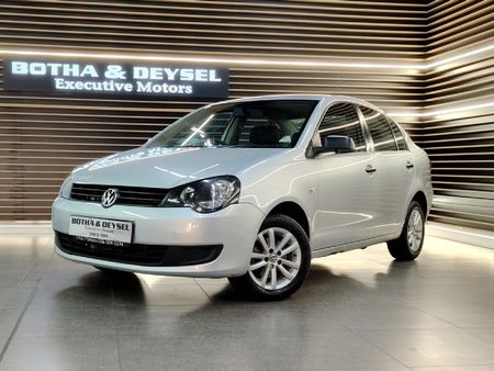 2013-Volkswagen-Polo-Vivo-14-Trendline-Auto_0