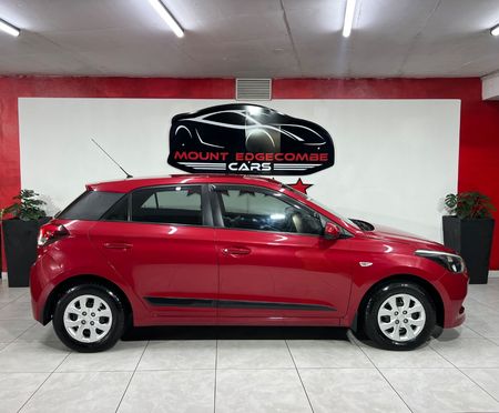 2015-Hyundai-i20-12-Motion_15