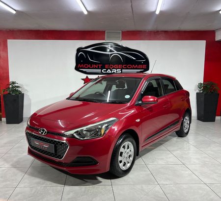 2015-Hyundai-i20-12-Motion_18