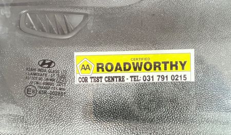 2015-Hyundai-i20-12-Motion_23
