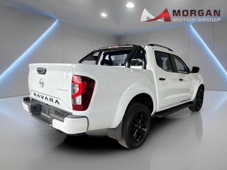 2026-Nissan-Navara-25DDTi-Stealth-Auto_6