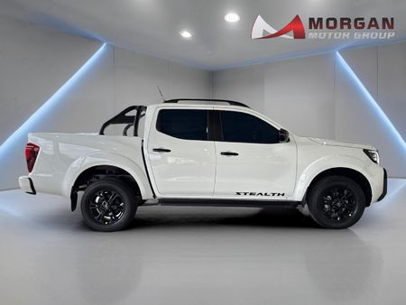 2026-Nissan-Navara-25DDTi-Stealth-Auto_7