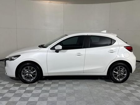 2025-Mazda-2-15-Dynamic-Auto-5-dr_17