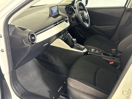 2025-Mazda-2-15-Dynamic-Auto-5-dr_8