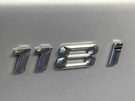2012-BMW-1-Series-118i-5-dr-Auto_11