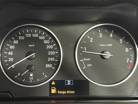 2012-BMW-1-Series-118i-5-dr-Auto_2