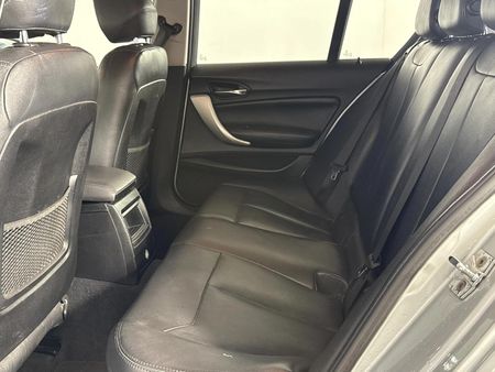 2012-BMW-1-Series-118i-5-dr-Auto_3