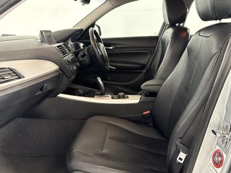 2012-BMW-1-Series-118i-5-dr-Auto_8