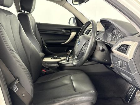 2014-BMW-1-Series-116i-5-dr-Auto_9