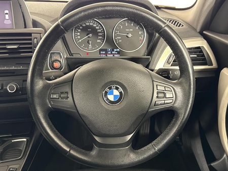 2014-BMW-1-Series-116i-5-dr-Auto_12