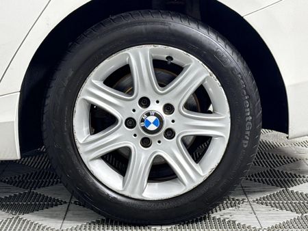 2014-BMW-1-Series-116i-5-dr-Auto_6