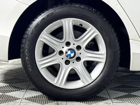 2014-BMW-1-Series-116i-5-dr-Auto_7