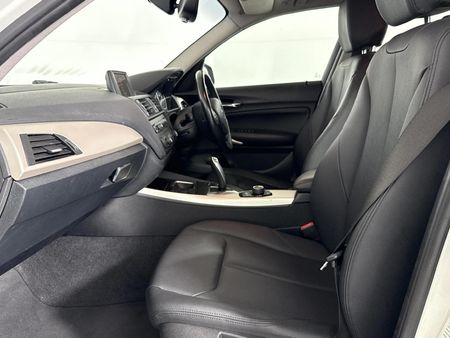 2014-BMW-1-Series-116i-5-dr-Auto_8