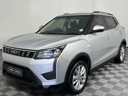 2022-Mahindra-XUV-300-15D-W6_0
