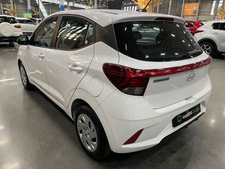 2026-Hyundai-Grand-i10-10-Motion_4