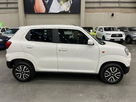 2023-Suzuki-S-Presso-10-GL_1