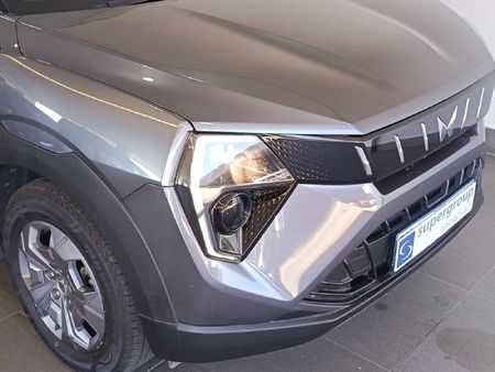 2025-Mahindra-XUV-3XO-12T-MX2-Auto_11