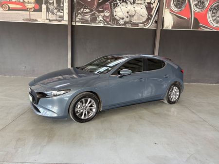 2021-Mazda-3-15-Dynamic-Auto_2