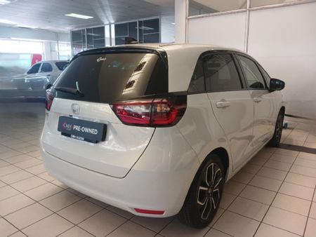 2021-Honda-Fit-15-Elegance-CVT_10