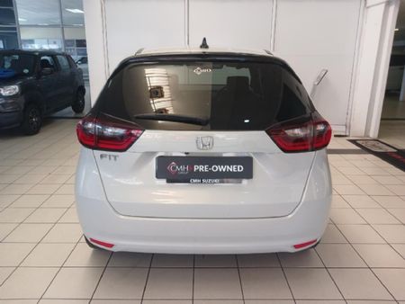 2021-Honda-Fit-15-Elegance-CVT_3