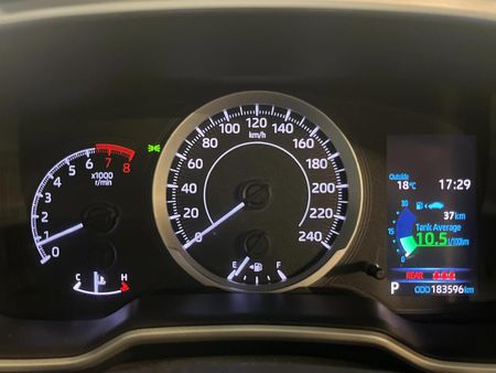 2021-Toyota-Corolla-18-XS-Auto_2