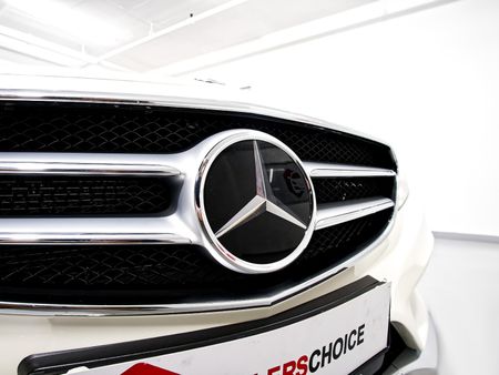 2015-Mercedes-Benz-E-Class-E-500_2