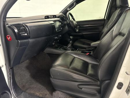 2020-Toyota-Hilux-28-GD-6-Raised-Body-Raider-Double-Cab_8