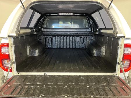 2022-Toyota-Hilux-28-GD-6-Raised-Body-Legend-Auto-Double-Cab_13