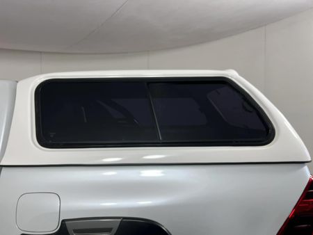 2022-Toyota-Hilux-28-GD-6-Raised-Body-Legend-Auto-Double-Cab_15