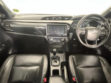 2022-Toyota-Hilux-28-GD-6-Raised-Body-Legend-Auto-Double-Cab_1