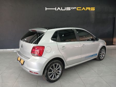 2021-Volkswagen-Polo-Vivo-14-Mswenko-5-dr_2