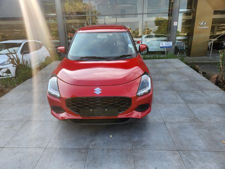 2025-Suzuki-Swift-12-GL_1