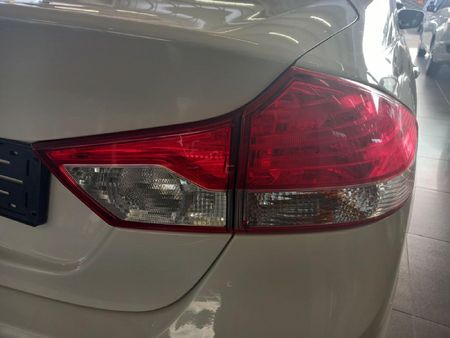 2024-Suzuki-Ciaz-15-GL_23