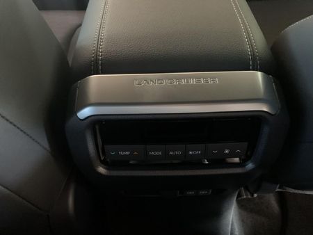 2026-Toyota-Land-Cruiser-Prado-TX-28GD-Auto_11