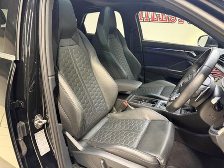 2021-Audi-RSQ3-Sportback-25-TFSI_11