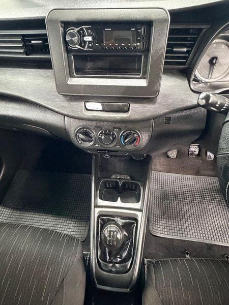 2023-Toyota-Rumion-15-SX_8