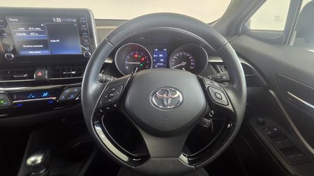 2023-Toyota-C-HR-C-HR-12T-PLUS-CVT_14