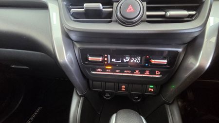 2026-Toyota-Urban-Cruiser-Toyota-Urban-Cruiser-15-XR-AT_12