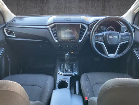 2023-Isuzu-D-Max-19-DDI-HR-LS-Auto-Double-Cab_17