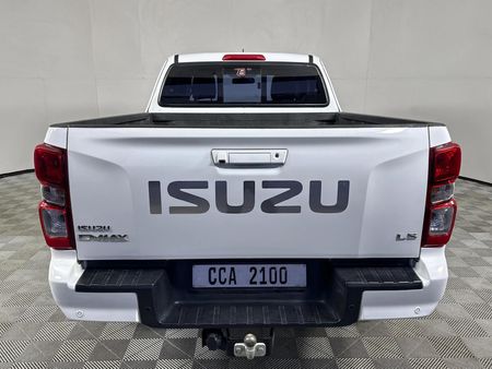 2023-Isuzu-D-Max-19-DDI-HR-LS-Auto-Extended-Cab_12