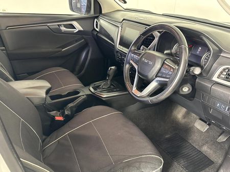 2023-Isuzu-D-Max-19-DDI-HR-LS-Auto-Extended-Cab_6