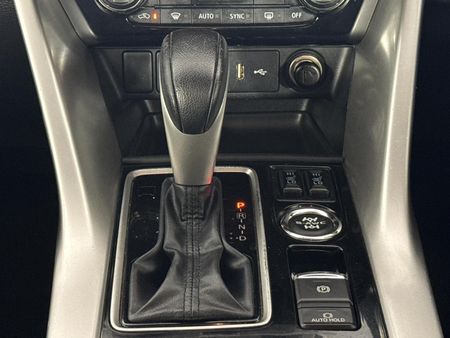 2020-Mitsubishi-Eclipse-Cross-20-GLS-Auto-AWD_9