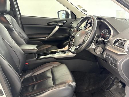 2020-Mitsubishi-Eclipse-Cross-20-GLS-Auto-AWD_8